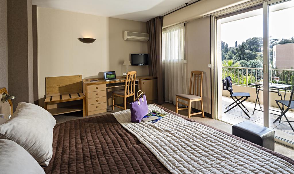 Hotel Beausejour คานส์ ภายนอก รูปภาพ